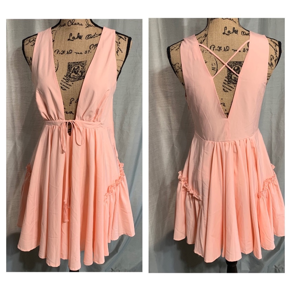 ESSUE SLEEVELESS MINI DRESS - Picture 2 of 7